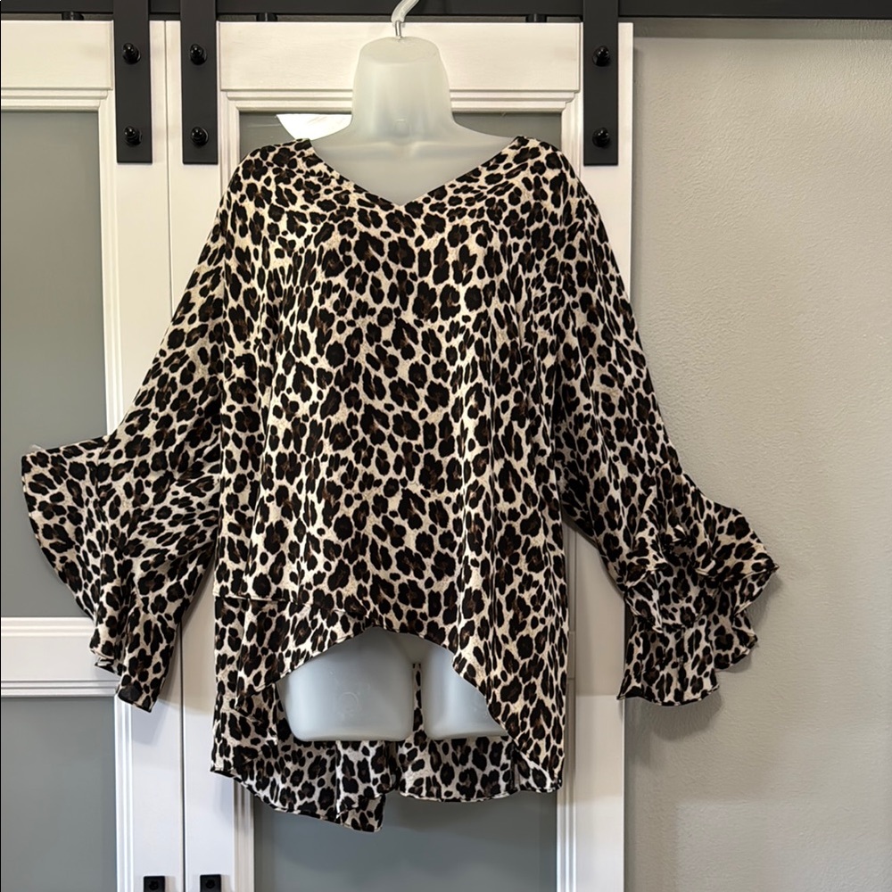 Vince Camuto Black and Brown Asymmetrical Bell Sleeve Blouse